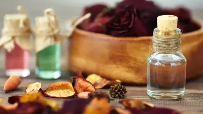 How to Build a Starter Essential Oil Kit