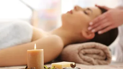 A Practical Guide to Using Essential Oils Daily